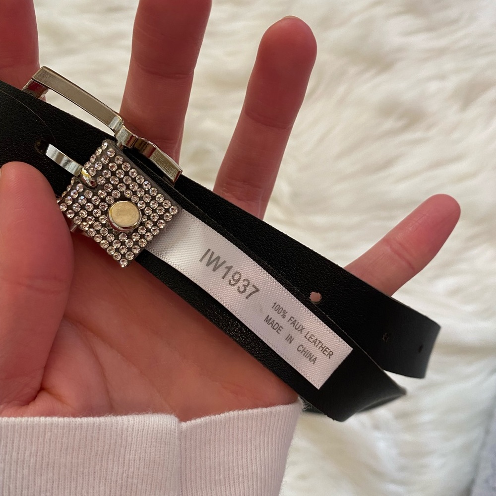 LAST DAY silver sparkle belt - Picture 3 of 3